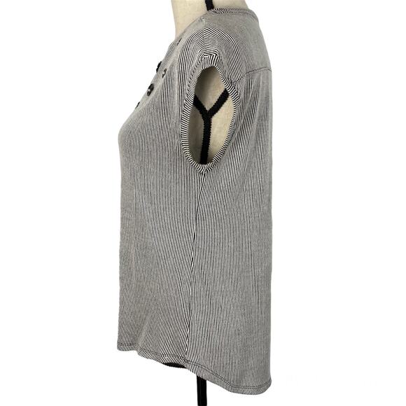 ELLE Sequin Blouse Short Sleeve Black Striped Scoopneck Top Womens XS - Picture 4 of 11